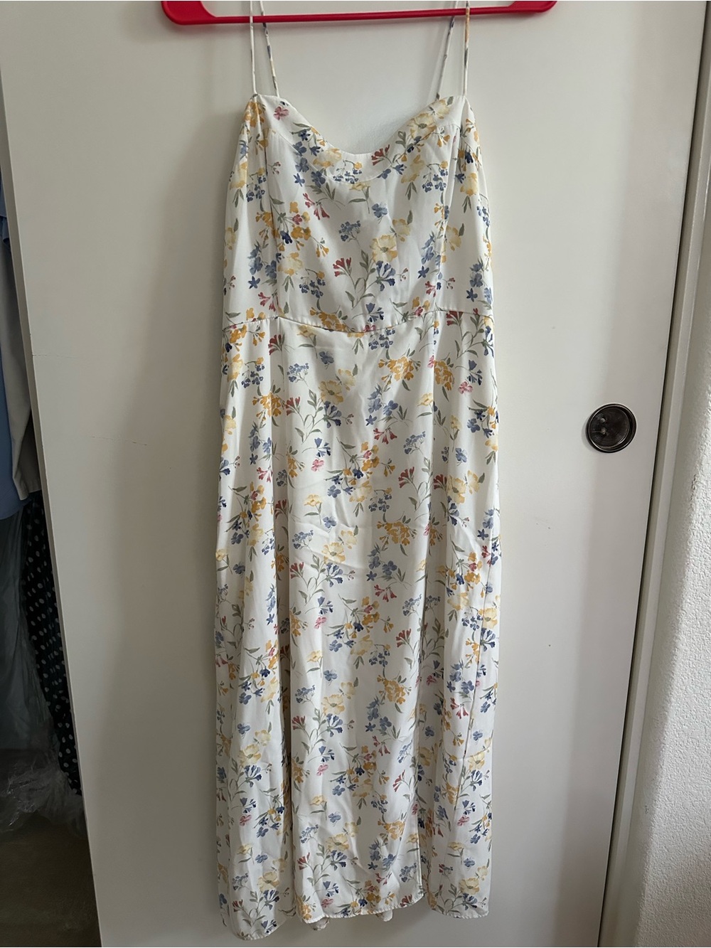 Abercrombie & Fitch white floral midi dress